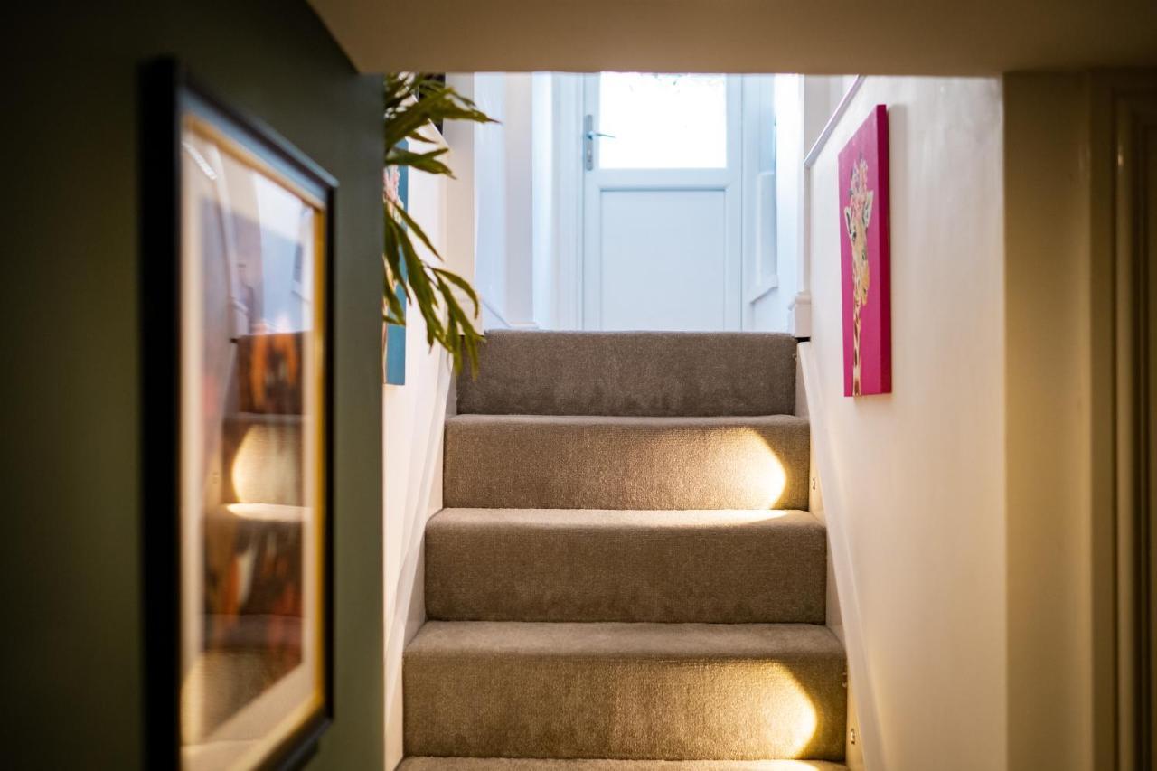 Mulberry Apartment Windermere Bagian luar foto
