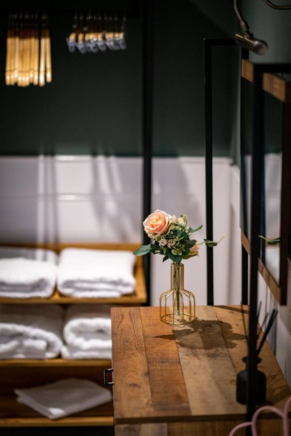 Mulberry Apartment Windermere Bagian luar foto